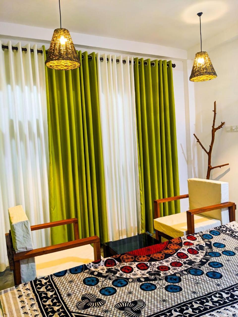 Light House Beach Home 마타라 객실 사진