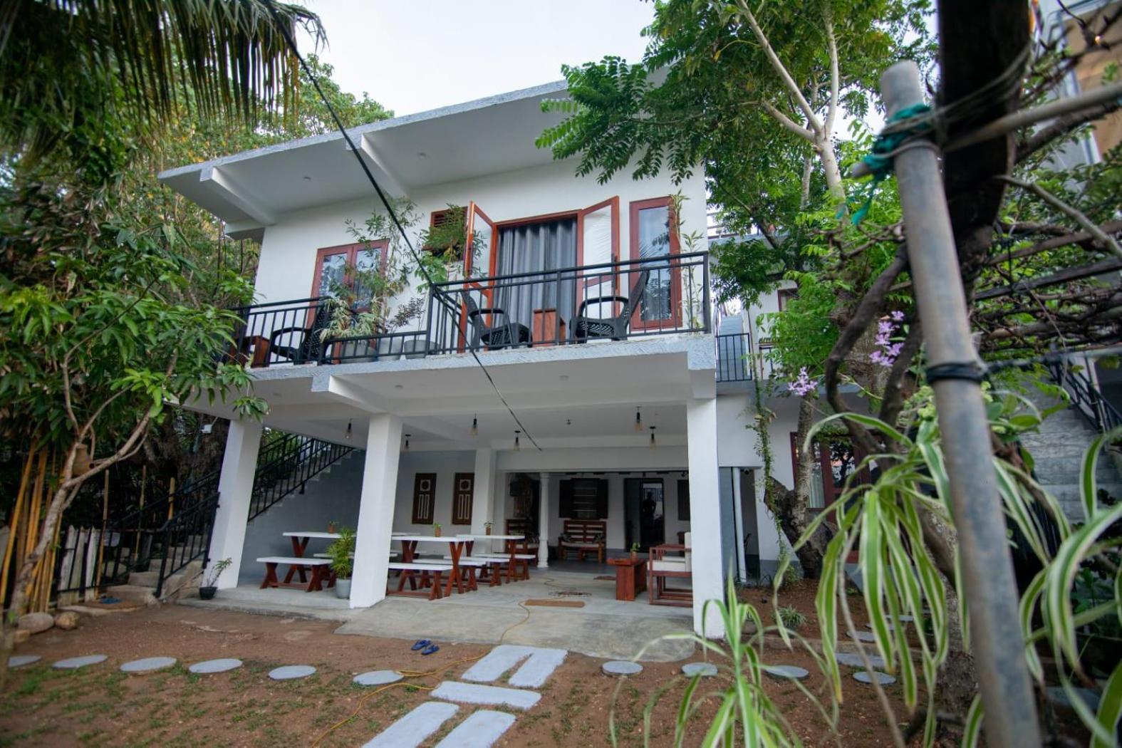 Light House Beach Home 마타라 외부 사진